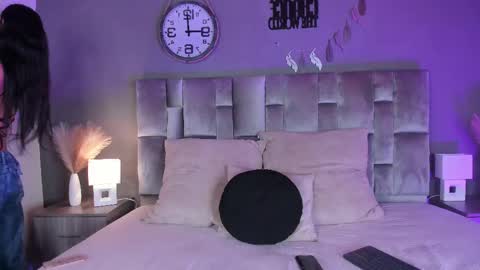 Tiffany  online show from February 9, 12:41 pm