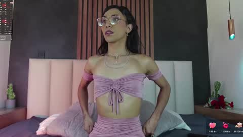 Tiffany  online show from February 16, 12:30 am