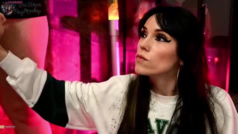 TigerBlazeFoxyMonkey online show from March 12, 6:47 pm