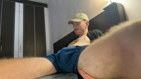 Snapshot of tigerniko chatting on March 27, 8:26 am tigerniko online show from March 27, 8:26 am