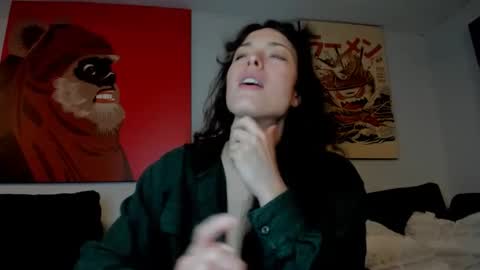 Snapshot of tiggerrosey chatting on October 28, 7:49 pm All my Links online show from October 28, 7:49 pm