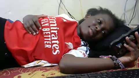 Snapshot of tight_pussie chatting on October 21, 11:11 am tight_pussie online show from October 21, 11:11 am