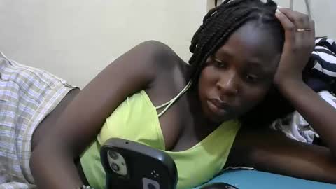 Snapshot of tight_pussie chatting on November 15, 11:29 am tight_pussie online show from November 15, 11:29 am