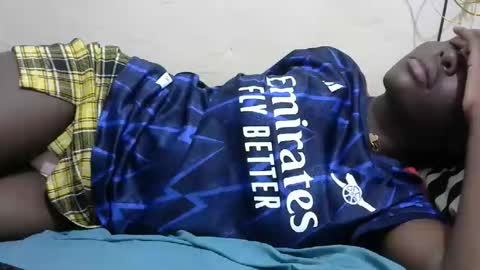 Snapshot of tight_pussie chatting on November 24, 7:13 pm tight_pussie online show from November 24, 7:13 pm