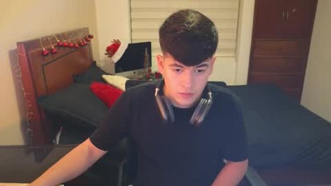 Camilo online show from November 15, 10:48 pm