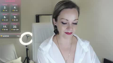 Snapshot of tilly_eliot chatting on February 20, 10:59 pm Tilly online show from February 20, 10:59 pm