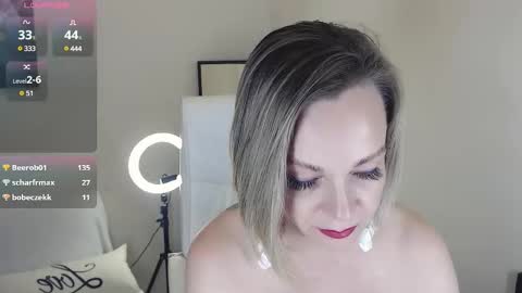 Snapshot of tilly_eliot chatting on March 11, 9:37 pm Tilly online show from March 11, 9:37 pm