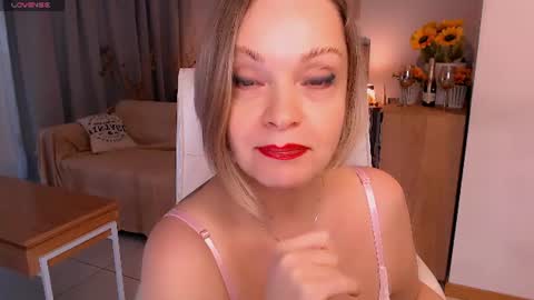 Tilly online show from June 19, 8:12 pm