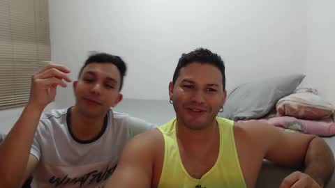 Snapshot of tim_and_sam chatting on October 9, 2:20 am Timothy and Santy online show from October 9, 2:20 am