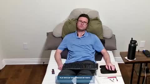 Snapshot of timelord157501 chatting on November 8, 4:07 pm TimeLordRaps online show from November 8, 4:07 pm