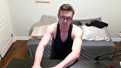 Snapshot of timelord157501 chatting on November 14, 4:11 am TimeLordRaps online show from November 14, 4:11 am