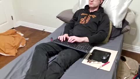 Snapshot of timelord157501 chatting on November 14, 4:28 pm TimeLordRaps online show from November 14, 4:28 pm