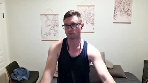 Snapshot of timelord157501 chatting on November 16, 5:13 am TimeLordRaps online show from November 16, 5:13 am