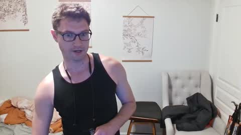 Snapshot of timelord157501 chatting on March 27, 4:40 pm TimeLordRaps online show from March 27, 4:40 pm