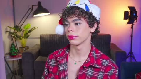 timmyshy online show from December 10, 2:48 am