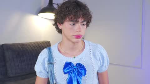 timmyshy online show from January 11, 11:34 am