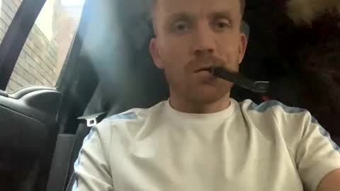 Snapshot of timmyyy111 chatting on November 1, 3:58 pm Timmy online show from November 1, 3:58 pm