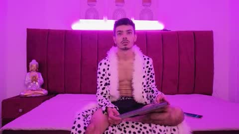 Evans  online show from October 18, 10:21 pm