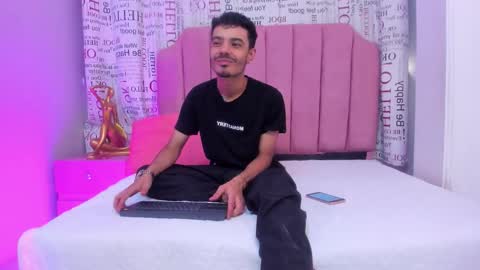 Evans  online show from October 20, 9:15 pm