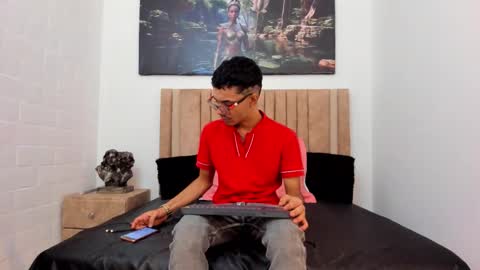 Evans  online show from November 19, 7:58 pm