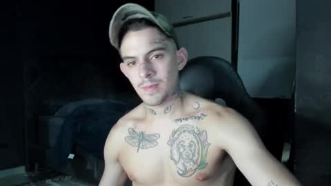 wanna play bareback uncut colombian couple new twink bbk online show from September 16, 4:46 am