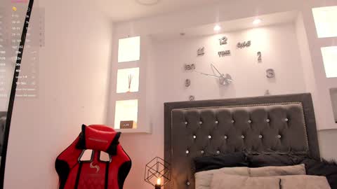 Timothy 21 years old online show from December 10, 4:34 am
