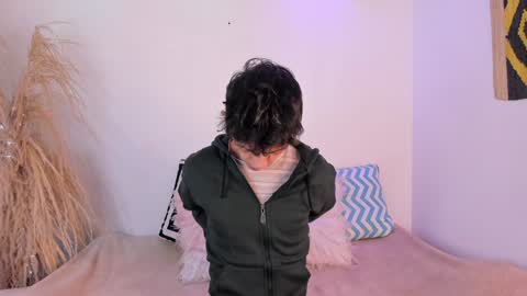 Timothy 21 years old online show from December 19, 8:44 pm