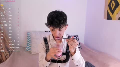 Timothy 21 years old online show from December 20, 8:01 pm