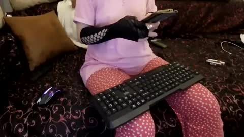 Antonia online show from February 3, 8:08 am