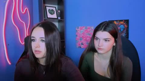 Snapshot of tina_bright_ chatting on December 15, 11:14 am tina bright online show from December 15, 11:14 am