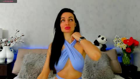 Tina online show from April 29, 11:25 am