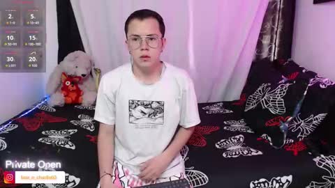 Snapshot of tina_n_charlie chatting on September 16, 12:17 pm Tina N Charlie online show from September 16, 12:17 pm