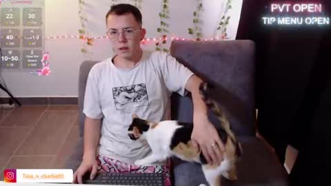Tina N Charlie online show from July 30, 3:00 pm
