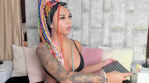 Tina noa online show from October 9, 11:41 am