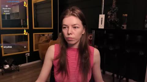 tina_tayllor__ online show from January 14, 1:39 pm