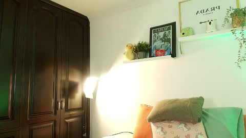 Tina Wild online show from March 23, 2:04 am