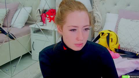 Tina online show from October 7, 4:09 am