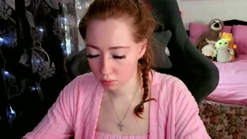 Snapshot of tinabrook chatting on March 6, 4:53 am Tina online show from March 6, 4:53 am