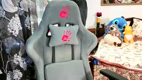 Snapshot of tinabrook chatting on March 13, 4:41 am Tina online show from March 13, 4:41 am