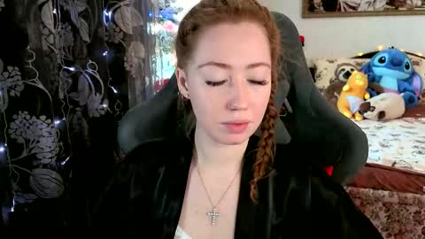 Snapshot of tinabrook chatting on March 19, 4:49 am Tina online show from March 19, 4:49 am