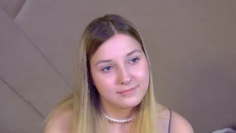 TinaBurton online show from July 8, 4:33 pm