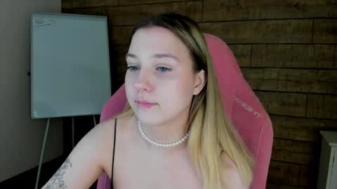 TinaBurton online show from July 10, 4:42 pm