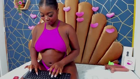 Tina online show from February 1, 4:44 pm