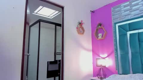 Tina online show from March 4, 8:26 pm