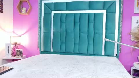 Tina online show from July 17, 8:24 pm