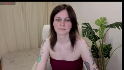 Snapshot of tinamelt chatting on September 21, 5:25 pm TinaMelt online show from September 21, 5:25 pm