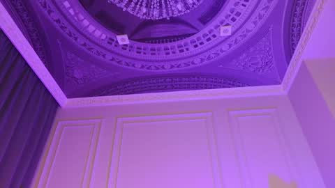 tinasiner online show from January 24, 5:00 pm