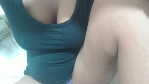 Tina online show from May 8, 2:06 am