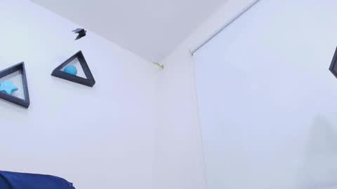 Snapshot of tinkerbell_1 chatting on November 18, 7:18 pm tinkerbell online show from November 18, 7:18 pm