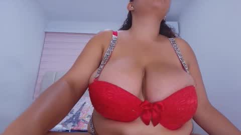 Snapshot of tinkerbell_1 chatting on December 1, 7:30 pm tinkerbell online show from December 1, 7:30 pm